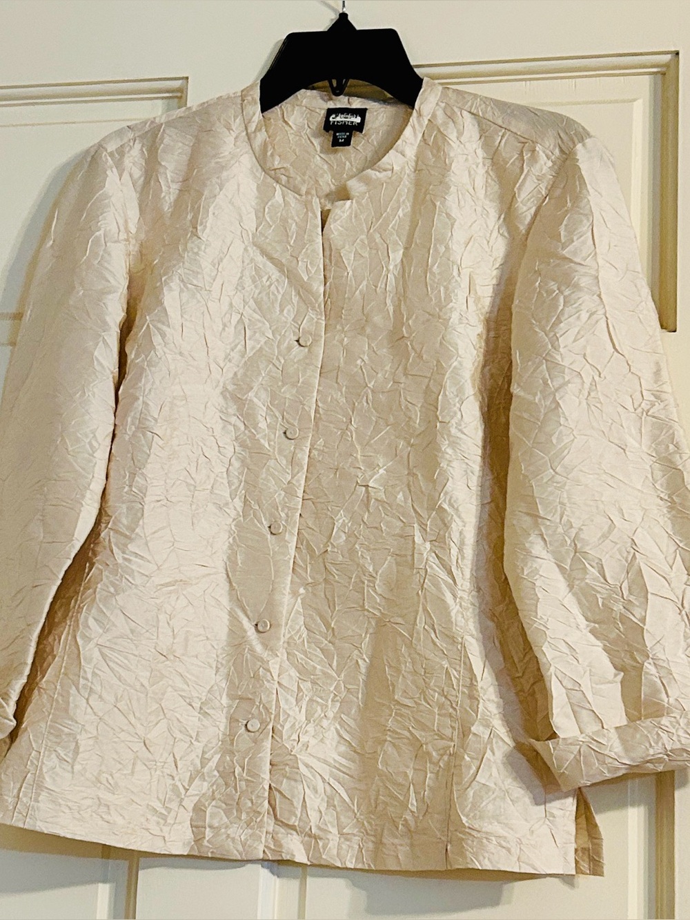 Eileen Fisher 100% Silk Crinkled Ivory/Cream Button-Front Top